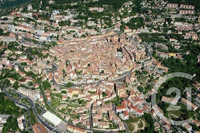 Afficher la photo en grand Appartement T4 à vendre - 4 pièces - 97.0 m2 - GRASSE - 06 - PROVENCE-ALPES-COTE-D-AZUR - Century 21 Visa Immobilier