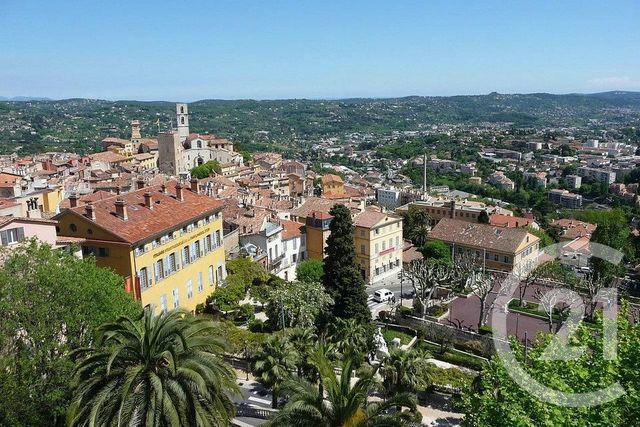 Afficher la photo en grand Appartement T4 à vendre - 4 pièces - 97.0 m2 - GRASSE - 06 - PROVENCE-ALPES-COTE-D-AZUR - Century 21 Visa Immobilier