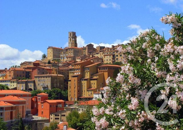 Afficher la photo en grand Appartement T4 à vendre - 4 pièces - 97.0 m2 - GRASSE - 06 - PROVENCE-ALPES-COTE-D-AZUR - Century 21 Visa Immobilier