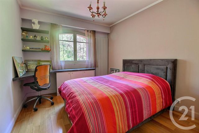 maison à vendre - 6 pièces - 210.0 m2 - CHATEAUNEUF GRASSE - 06 - PROVENCE-ALPES-COTE-D-AZUR - Century 21 Visa Immobilier maison à vendre - 6 pièces - 210.0 m2 - CHATEAUNEUF GRASSE - 06 - PROVENCE-ALPES-COTE-D-AZUR - Century 21 Visa Immobilier