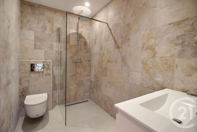 Afficher la photo en grand maison à vendre - 7 pièces - 168.0 m2 - LE ROURET - 06 - PROVENCE-ALPES-COTE-D-AZUR - Century 21 Visa Immobilier