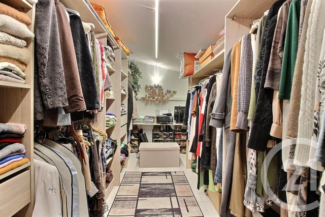 maison à vendre - 5 pièces - 141.0 m2 - GRASSE - 06 - PROVENCE-ALPES-COTE-D-AZUR - Century 21 Visa Immobilier