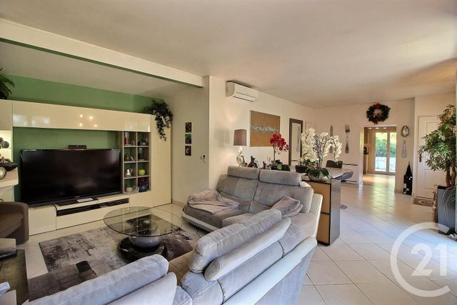 maison à vendre - 5 pièces - 141.0 m2 - GRASSE - 06 - PROVENCE-ALPES-COTE-D-AZUR - Century 21 Visa Immobilier