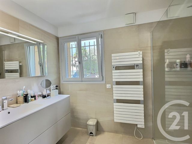 Afficher la photo en grand maison à vendre - 4 pièces - 150.2 m2 - GRASSE - 06 - PROVENCE-ALPES-COTE-D-AZUR - Century 21 Visa Immobilier