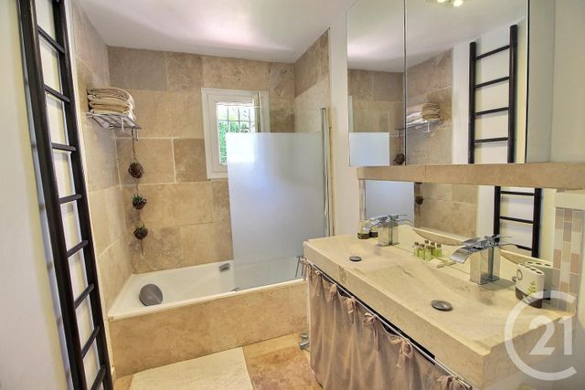 Afficher la photo en grand maison à vendre - 5 pièces - 140.7 m2 - LE ROURET - 06 - PROVENCE-ALPES-COTE-D-AZUR - Century 21 Visa Immobilier