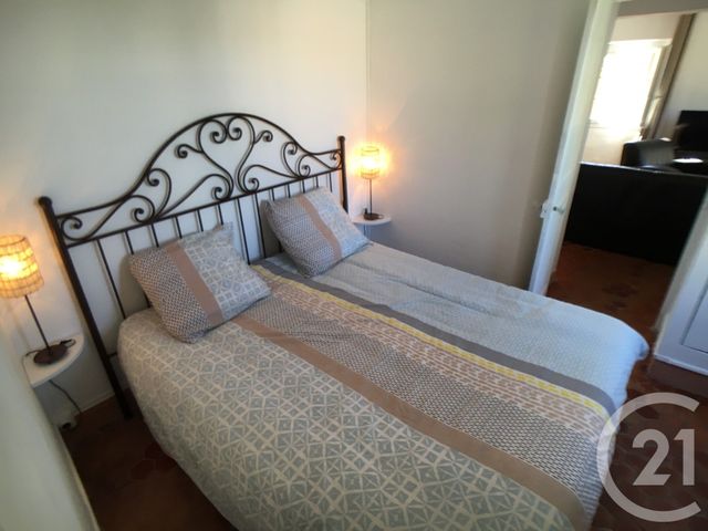 Appartement T2 à vendre - 2 pièces - 42.0 m2 - GRASSE - 06 - PROVENCE-ALPES-COTE-D-AZUR - Century 21 Visa Immobilier