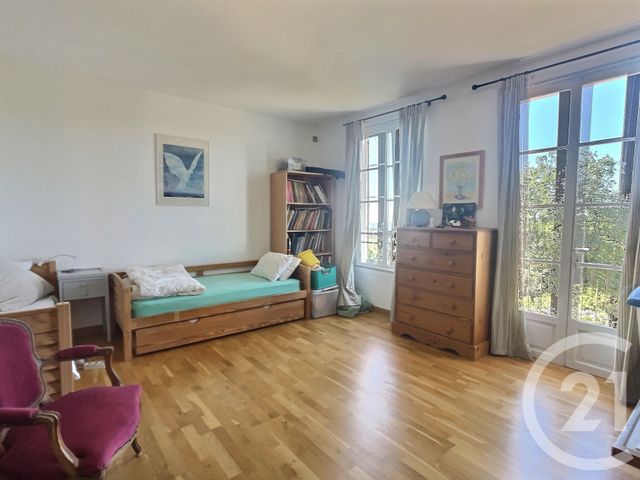 maison à vendre - 9 pièces - 250.0 m2 - CHATEAUNEUF GRASSE - 06 - PROVENCE-ALPES-COTE-D-AZUR - Century 21 Visa Immobilier