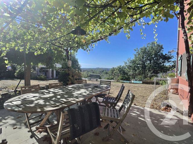 maison à vendre - 9 pièces - 250.0 m2 - CHATEAUNEUF GRASSE - 06 - PROVENCE-ALPES-COTE-D-AZUR - Century 21 Visa Immobilier