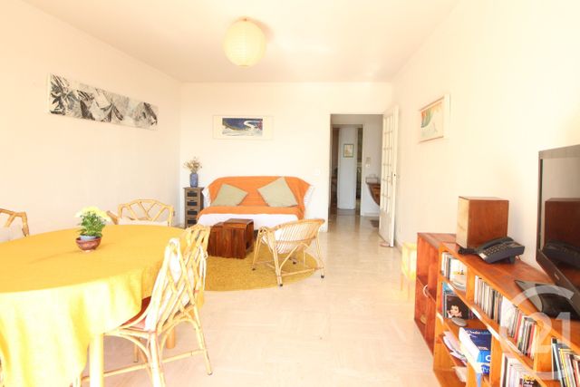 Appartement F3 à vendre - 3 pièces - 70.0 m2 - GRASSE - 06 - PROVENCE-ALPES-COTE-D-AZUR - Century 21 Visa Immobilier