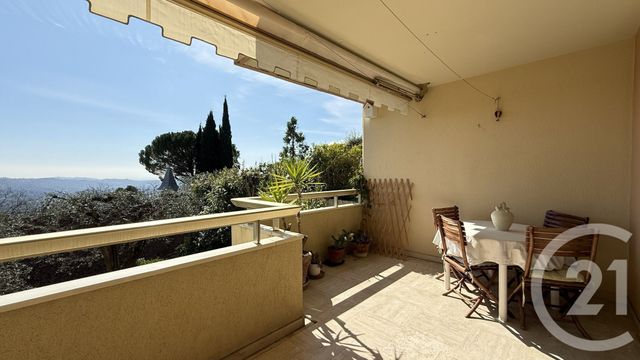 Appartement F3 à vendre - 3 pièces - 70.0 m2 - GRASSE - 06 - PROVENCE-ALPES-COTE-D-AZUR - Century 21 Visa Immobilier