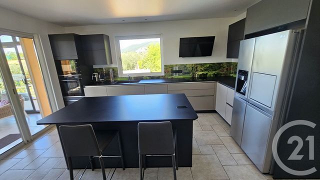 maison à vendre - 6 pièces - 210.0 m2 - CHATEAUNEUF GRASSE - 06 - PROVENCE-ALPES-COTE-D-AZUR - Century 21 Visa Immobilier