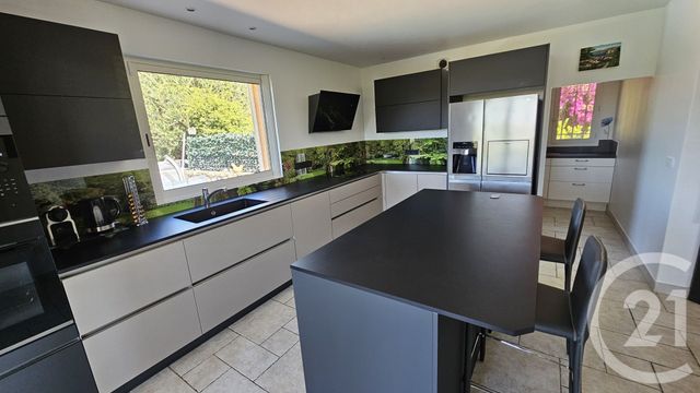 maison à vendre - 6 pièces - 210.0 m2 - CHATEAUNEUF GRASSE - 06 - PROVENCE-ALPES-COTE-D-AZUR - Century 21 Visa Immobilier