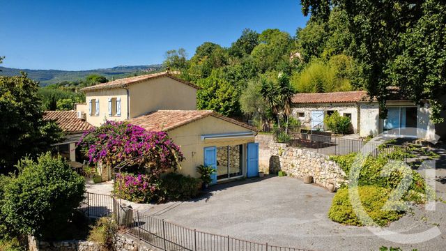 maison à vendre - 5 pièces - 150.0 m2 - CHATEAUNEUF GRASSE - 06 - PROVENCE-ALPES-COTE-D-AZUR - Century 21 Visa Immobilier