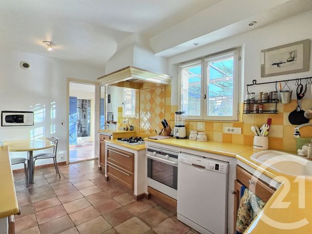 maison à vendre - 5 pièces - 150.0 m2 - CHATEAUNEUF GRASSE - 06 - PROVENCE-ALPES-COTE-D-AZUR - Century 21 Visa Immobilier
