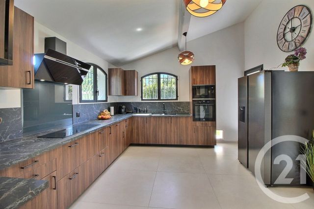 maison à vendre - 6 pièces - 210.0 m2 - ROQUEFORT LES PINS - 06 - PROVENCE-ALPES-COTE-D-AZUR - Century 21 Visa Immobilier