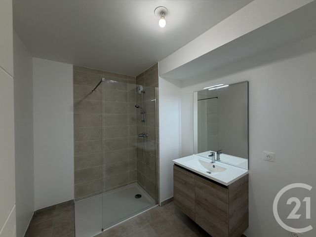 Appartement T3 à vendre - 3 pièces - 83.0 m2 - OPIO - 06 - PROVENCE-ALPES-COTE-D-AZUR - Century 21 Visa Immobilier