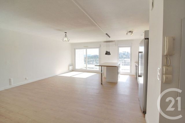 Appartement à vendre - 3 pièces - 78.0 m2 - GRASSE - 06 - PROVENCE-ALPES-COTE-D-AZUR - Century 21 Visa Immobilier