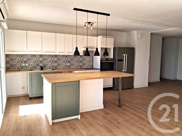 Appartement à vendre - 3 pièces - 78.0 m2 - GRASSE - 06 - PROVENCE-ALPES-COTE-D-AZUR - Century 21 Visa Immobilier