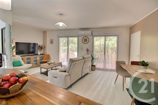 Appartement à vendre - 3 pièces - 62.0 m2 - GRASSE - 06 - PROVENCE-ALPES-COTE-D-AZUR - Century 21 Visa Immobilier