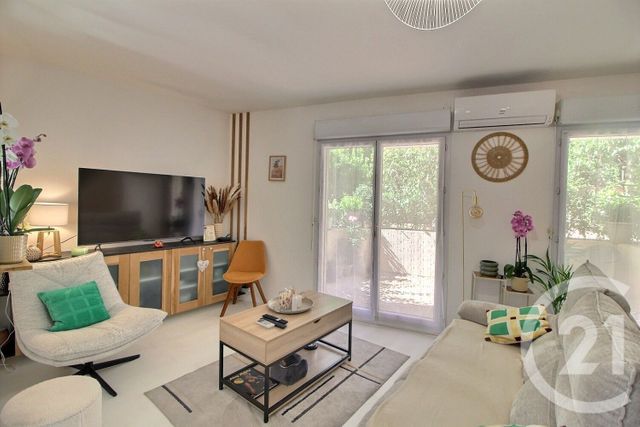 Appartement à vendre - 3 pièces - 62.0 m2 - GRASSE - 06 - PROVENCE-ALPES-COTE-D-AZUR - Century 21 Visa Immobilier