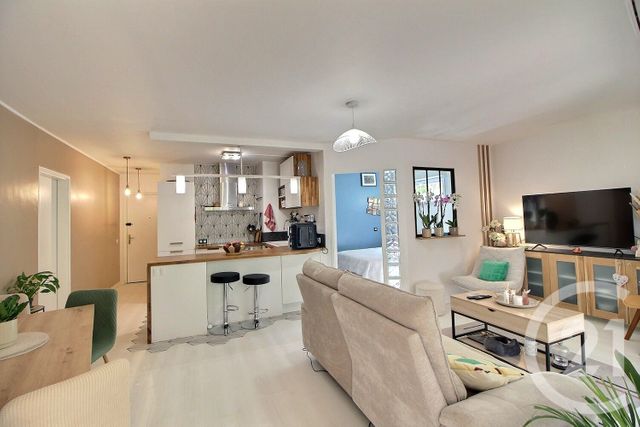 Appartement à vendre - 3 pièces - 62.0 m2 - GRASSE - 06 - PROVENCE-ALPES-COTE-D-AZUR - Century 21 Visa Immobilier