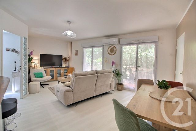 Appartement à vendre - 3 pièces - 62.0 m2 - GRASSE - 06 - PROVENCE-ALPES-COTE-D-AZUR - Century 21 Visa Immobilier