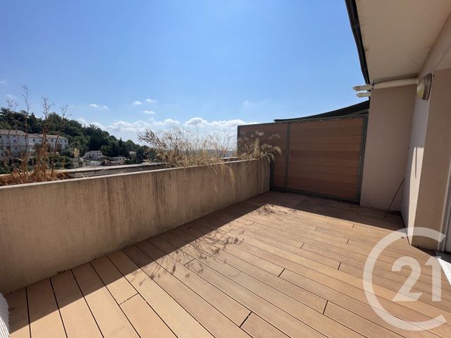 Appartement F2 à vendre - 2 pièces - 45.0 m2 - CHATEAUNEUF GRASSE - 06 - PROVENCE-ALPES-COTE-D-AZUR - Century 21 Visa Immobilier