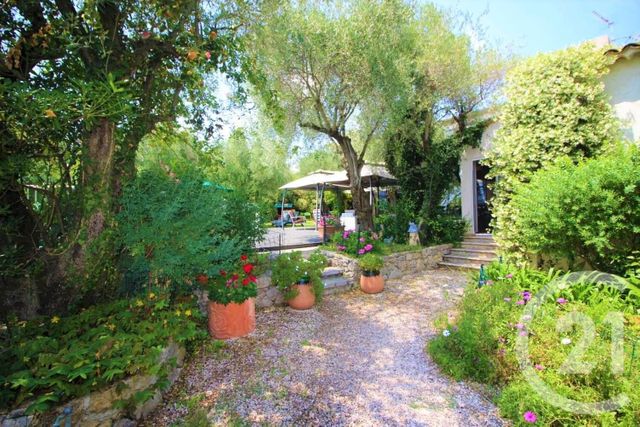 Afficher la photo en grand maison à vendre - 5 pièces - 195.49 m2 - GRASSE - 06 - PROVENCE-ALPES-COTE-D-AZUR - Century 21 Visa Immobilier