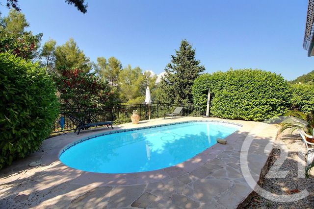 maison à vendre - 5 pièces - 132.99 m2 - CHATEAUNEUF GRASSE - 06 - PROVENCE-ALPES-COTE-D-AZUR - Century 21 Visa Immobilier