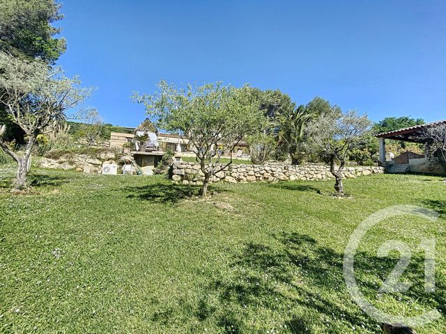 maison à vendre - 8 pièces - 270.0 m2 - LE ROURET - 06 - PROVENCE-ALPES-COTE-D-AZUR - Century 21 Visa Immobilier maison à vendre - 8 pièces - 270.0 m2 - LE ROURET - 06 - PROVENCE-ALPES-COTE-D-AZUR - Century 21 Visa Immobilier