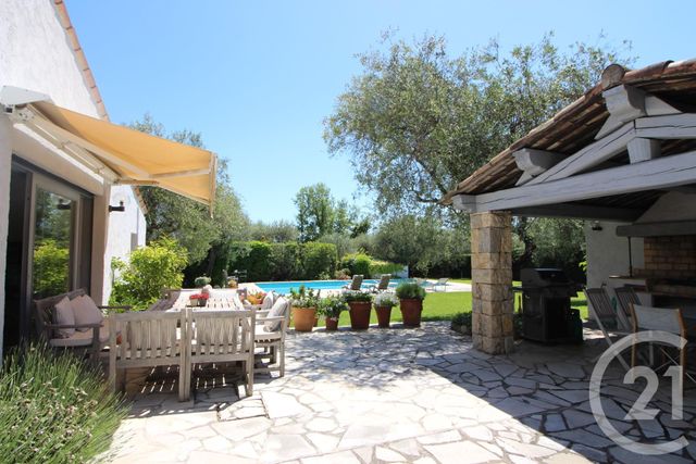 maison à vendre - 6 pièces - 200.0 m2 - CHATEAUNEUF GRASSE - 06 - PROVENCE-ALPES-COTE-D-AZUR - Century 21 Visa Immobilier maison à vendre - 6 pièces - 200.0 m2 - CHATEAUNEUF GRASSE - 06 - PROVENCE-ALPES-COTE-D-AZUR - Century 21 Visa Immobilier