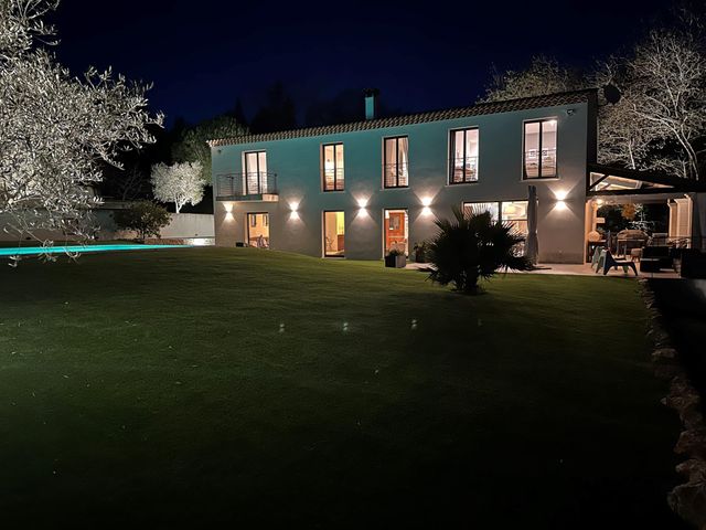 maison à vendre - 5 pièces - 223.0 m2 - CHATEAUNEUF GRASSE - 06 - PROVENCE-ALPES-COTE-D-AZUR - Century 21 Visa Immobilier