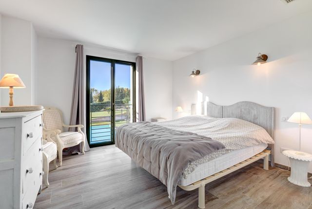 maison à vendre - 5 pièces - 223.0 m2 - CHATEAUNEUF GRASSE - 06 - PROVENCE-ALPES-COTE-D-AZUR - Century 21 Visa Immobilier