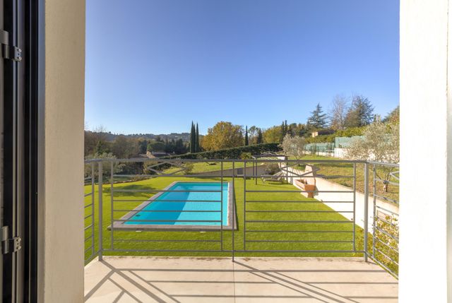 maison à vendre - 5 pièces - 223.0 m2 - CHATEAUNEUF GRASSE - 06 - PROVENCE-ALPES-COTE-D-AZUR - Century 21 Visa Immobilier