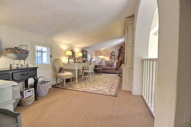 maison à vendre - 10 pièces - 330.0 m2 - CHATEAUNEUF GRASSE - 06 - PROVENCE-ALPES-COTE-D-AZUR - Century 21 Visa Immobilier