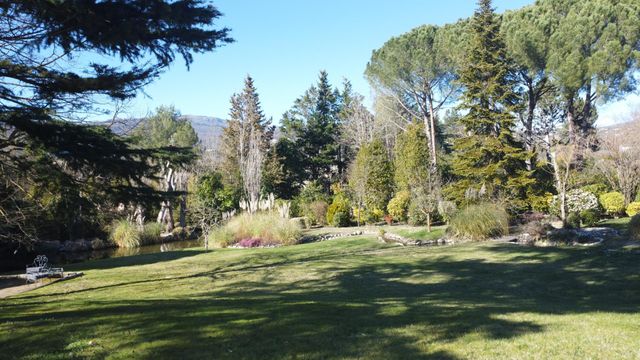 maison à vendre - 10 pièces - 330.0 m2 - CHATEAUNEUF GRASSE - 06 - PROVENCE-ALPES-COTE-D-AZUR - Century 21 Visa Immobilier