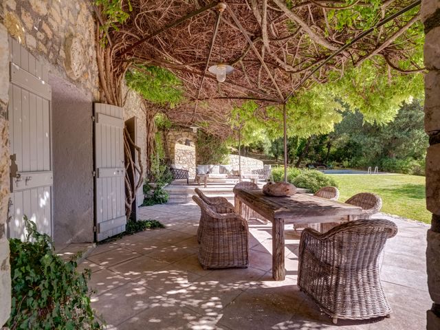 maison à vendre - 8 pièces - 550.0 m2 - CHATEAUNEUF GRASSE - 06 - PROVENCE-ALPES-COTE-D-AZUR - Century 21 Visa Immobilier