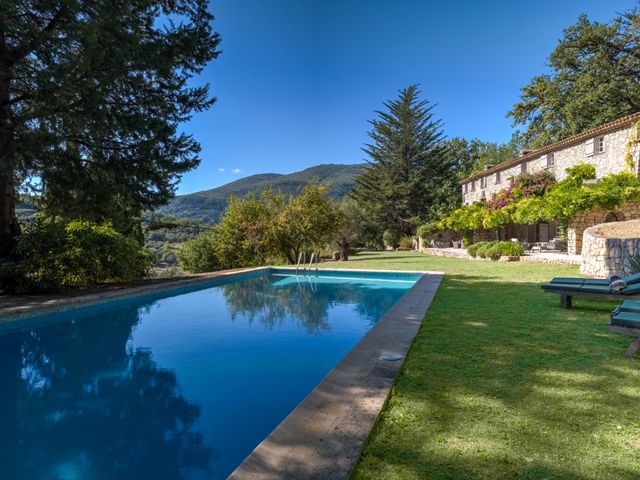 maison à vendre - 8 pièces - 550.0 m2 - CHATEAUNEUF GRASSE - 06 - PROVENCE-ALPES-COTE-D-AZUR - Century 21 Visa Immobilier