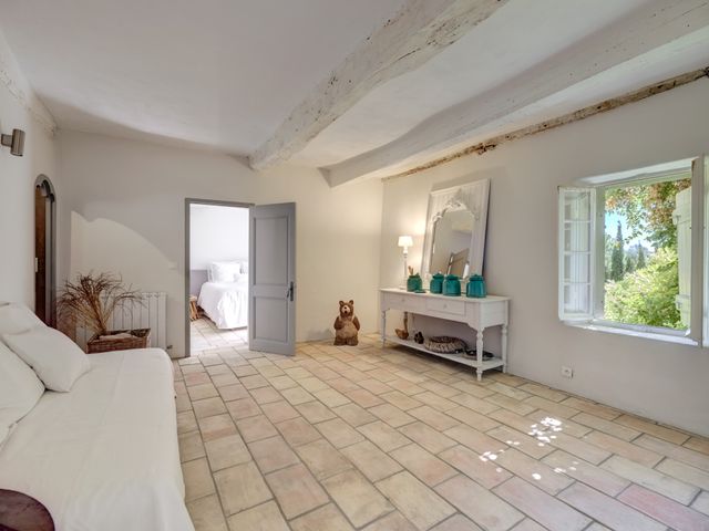 maison à vendre - 8 pièces - 550.0 m2 - CHATEAUNEUF GRASSE - 06 - PROVENCE-ALPES-COTE-D-AZUR - Century 21 Visa Immobilier