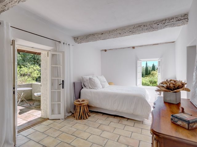 maison à vendre - 8 pièces - 550.0 m2 - CHATEAUNEUF GRASSE - 06 - PROVENCE-ALPES-COTE-D-AZUR - Century 21 Visa Immobilier