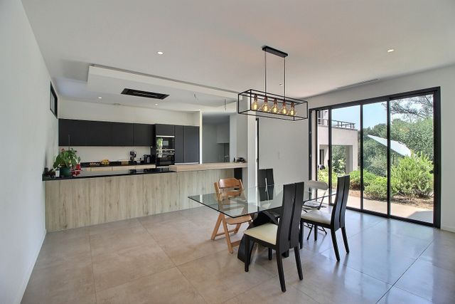 maison à vendre - 5 pièces - 205.0 m2 - LE ROURET - 06 - PROVENCE-ALPES-COTE-D-AZUR - Century 21 Visa Immobilier