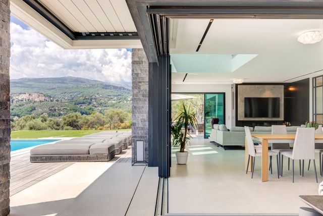 maison à vendre - 7 pièces - 438.0 m2 - OPIO - 06 - PROVENCE-ALPES-COTE-D-AZUR - Century 21 Visa Immobilier