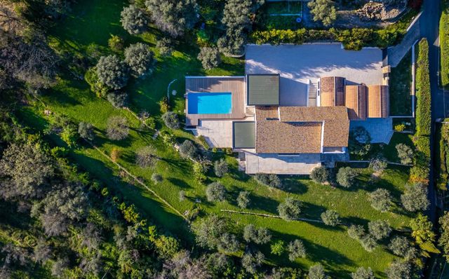 maison à vendre - 8 pièces - 310.0 m2 - OPIO - 06 - PROVENCE-ALPES-COTE-D-AZUR - Century 21 Visa Immobilier