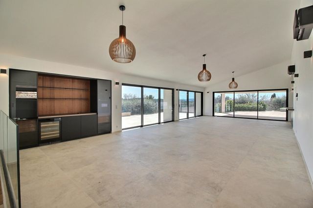 maison à vendre - 8 pièces - 310.0 m2 - OPIO - 06 - PROVENCE-ALPES-COTE-D-AZUR - Century 21 Visa Immobilier