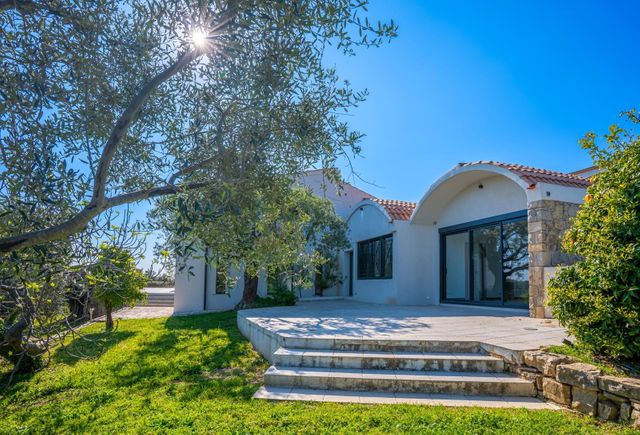 maison à vendre - 8 pièces - 310.0 m2 - OPIO - 06 - PROVENCE-ALPES-COTE-D-AZUR - Century 21 Visa Immobilier