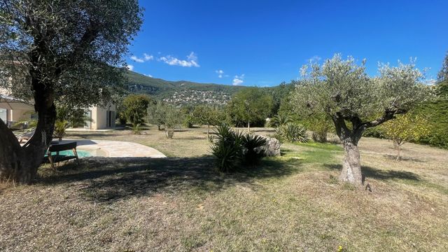 maison à vendre - 5 pièces - 170.0 m2 - CHATEAUNEUF GRASSE - 06 - PROVENCE-ALPES-COTE-D-AZUR - Century 21 Visa Immobilier