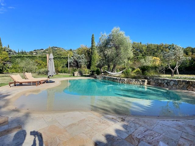 maison à vendre - 5 pièces - 170.0 m2 - CHATEAUNEUF GRASSE - 06 - PROVENCE-ALPES-COTE-D-AZUR - Century 21 Visa Immobilier