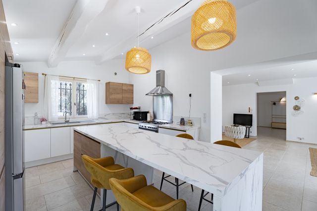 maison à vendre - 5 pièces - 160.0 m2 - LE ROURET - 06 - PROVENCE-ALPES-COTE-D-AZUR - Century 21 Visa Immobilier