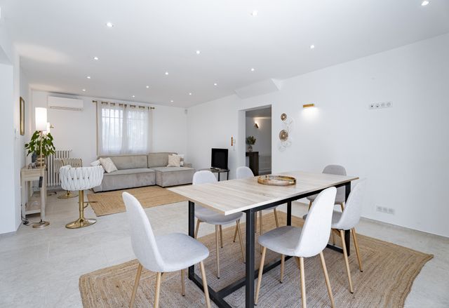 maison à vendre - 5 pièces - 160.0 m2 - LE ROURET - 06 - PROVENCE-ALPES-COTE-D-AZUR - Century 21 Visa Immobilier