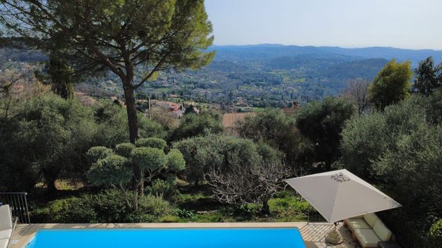 maison à vendre - 5 pièces - 192.0 m2 - GRASSE - 06 - PROVENCE-ALPES-COTE-D-AZUR - Century 21 Visa Immobilier
